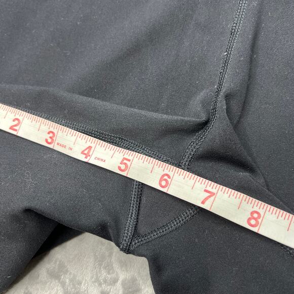 Yogalicious Lux Black Shorts Large - Picture 6 of 6